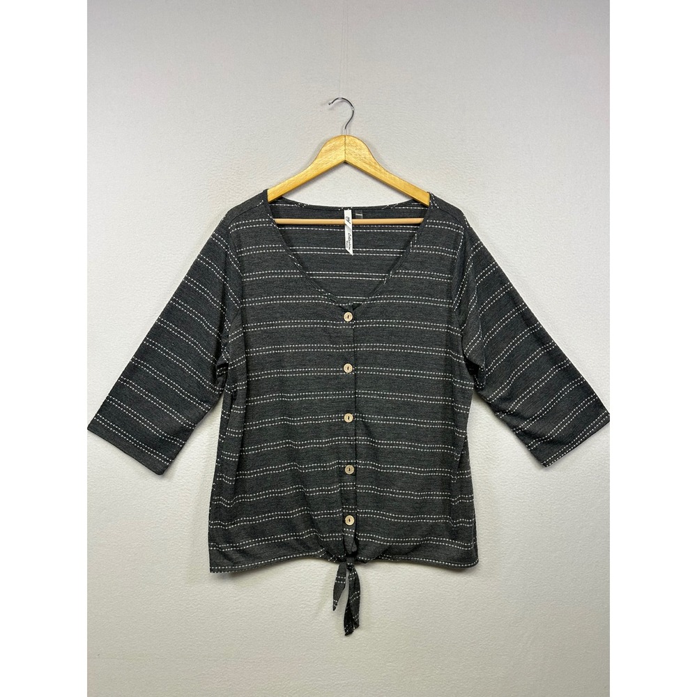 Boho NY Collection Woman 1X Charcoal Grey Striped Tie Front Button V-Neck Top